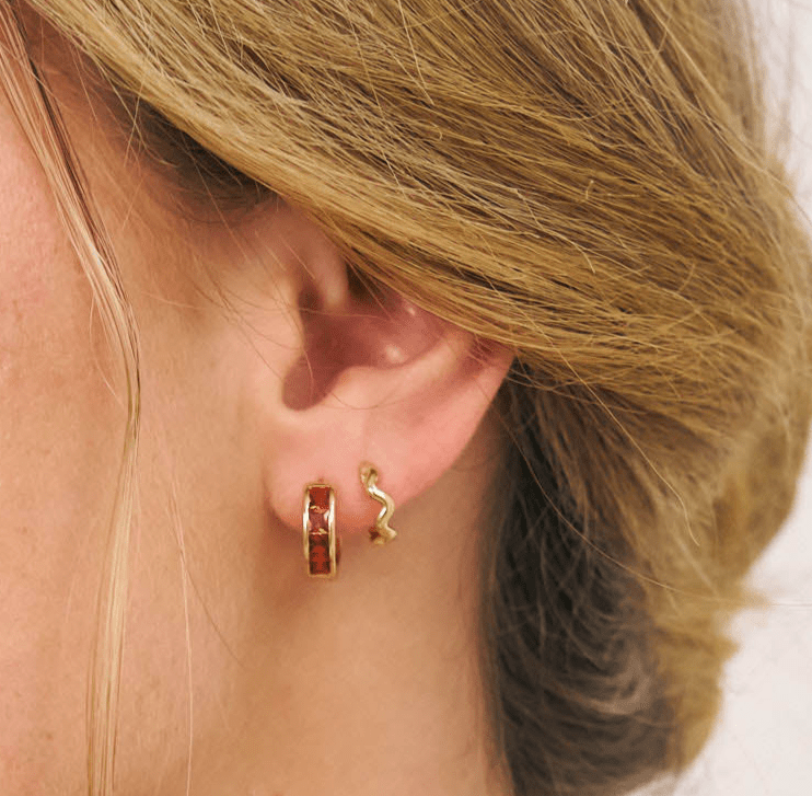 Warm caramel coloured gemstone Huggies