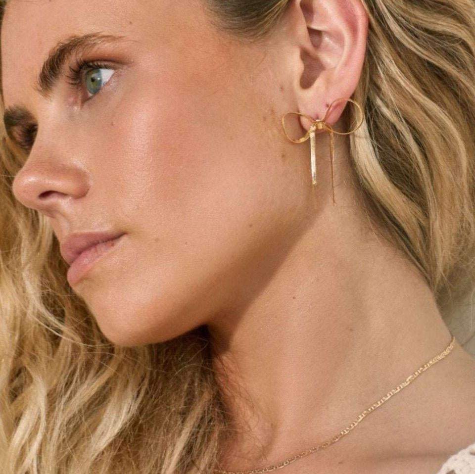 18k Gold Fill bow stud earrings