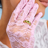 The crème Ring in peridot semi precious gemstones