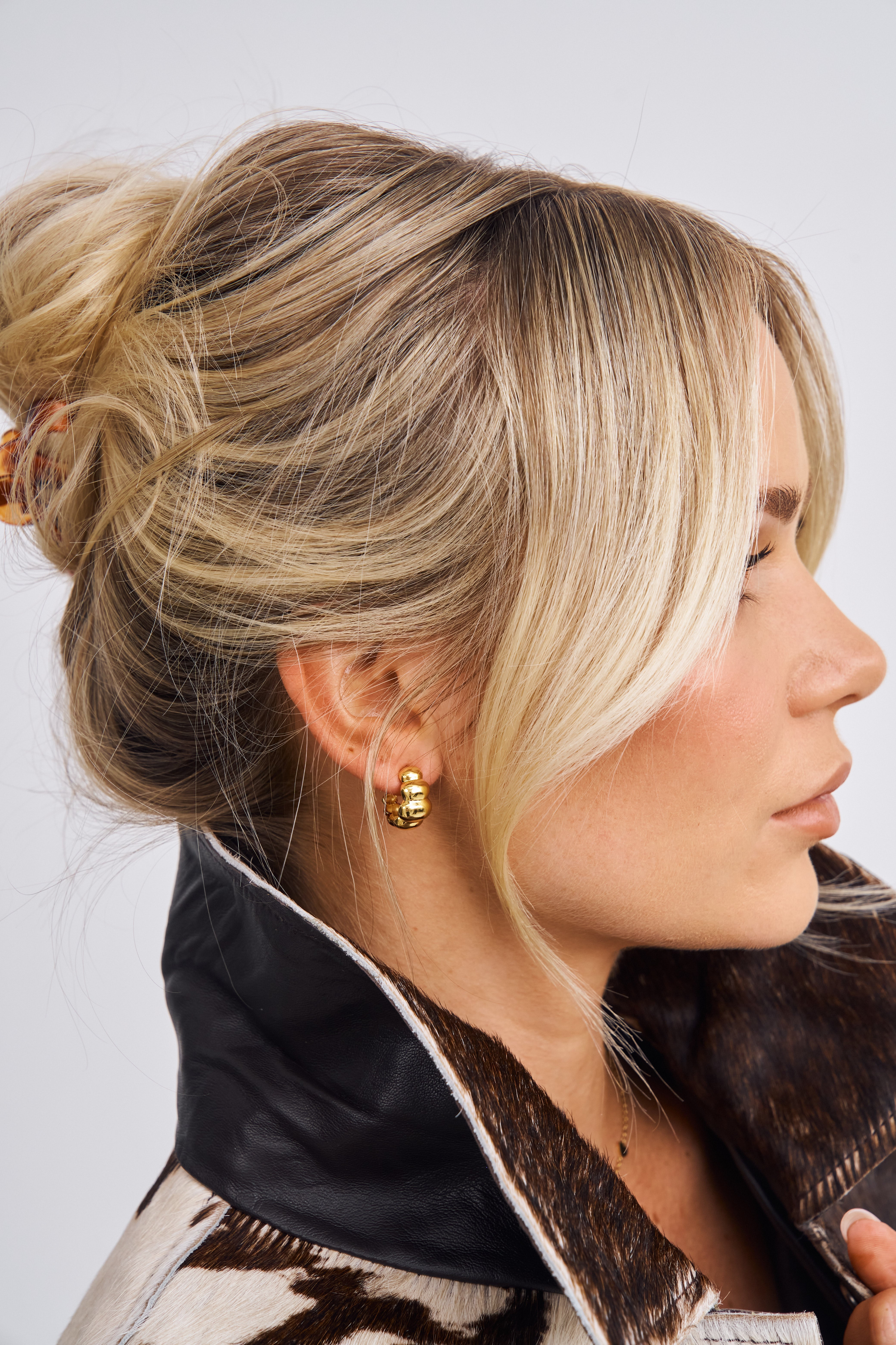 Model in Bixby earrings 