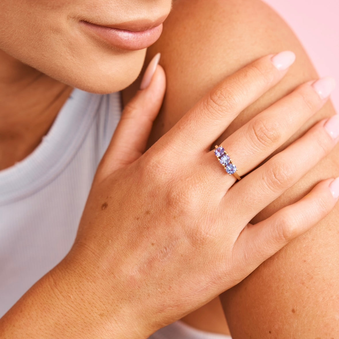 Dark blue topaz ring set in solid gold 