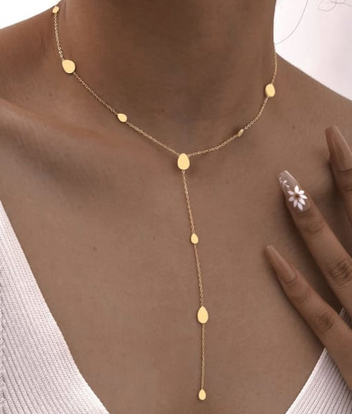Dangly gold necklace 
