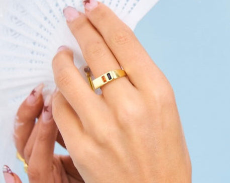 Close up of etage ring